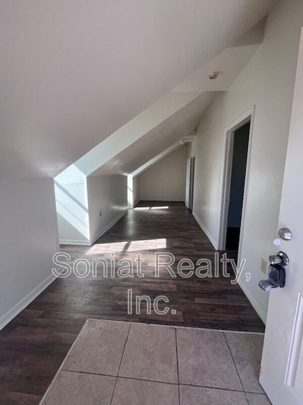 Foto del edificio - 2119 N Villere St