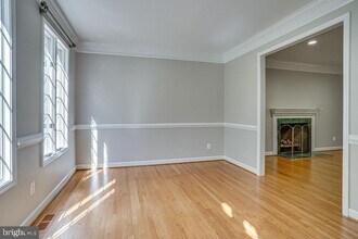 Building Photo - 14035 Vom Hainberg Pl