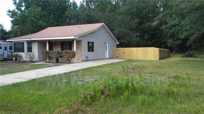 Building Photo - 200 Timber Ridge Dr