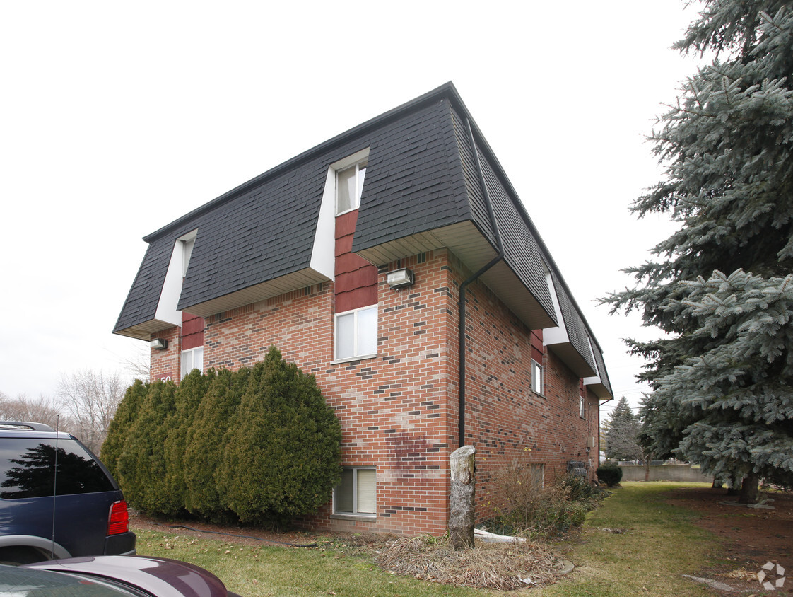 Building Photo - 150 Arcola Ave