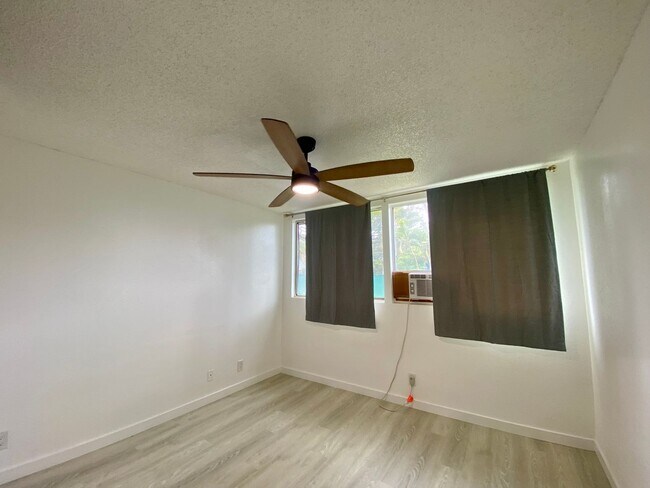 Building Photo - Mililani Terrace