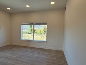 Building Photo - 5461 E 2300 N