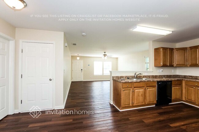 Building Photo - 233 Aershire Ct