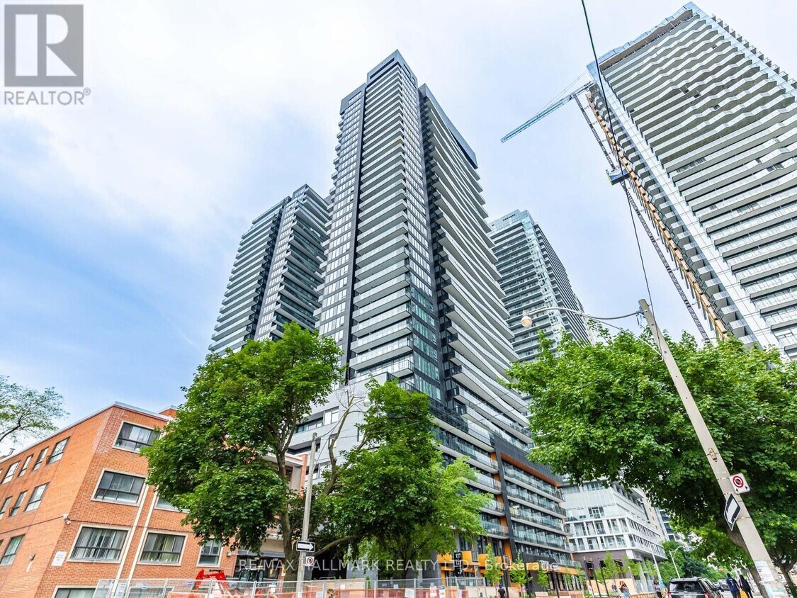 Photo principale - 117-2117 Broadway Ave
