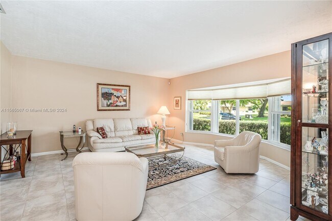 Foto del edificio - 11431 NW 23rd St