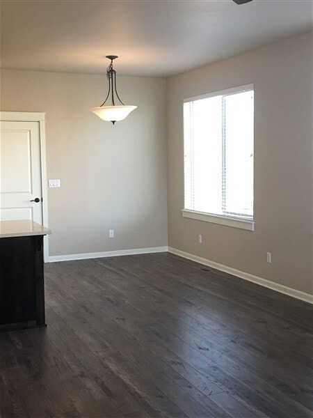Foto del edificio - Parkland Townhome in SW Redmond