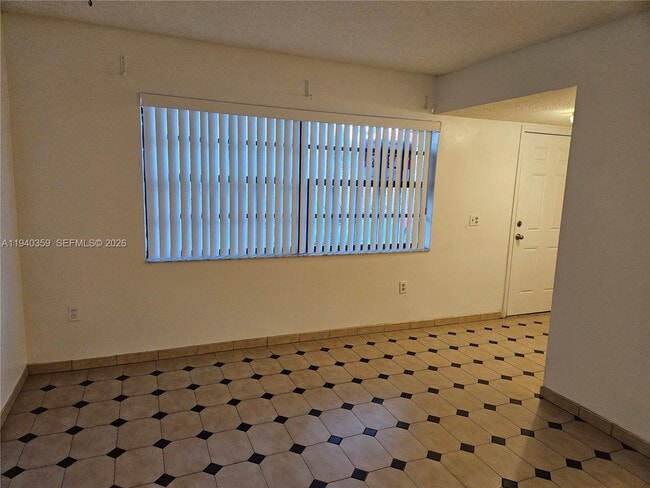 Building Photo - 510 NW 109th Ave