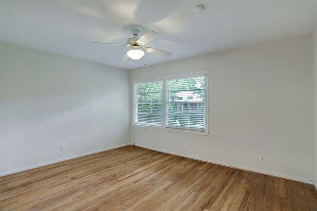 Foto del edificio - 4125 Woodfox St