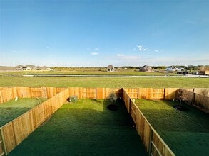 Building Photo - 4143 Champlain Wy