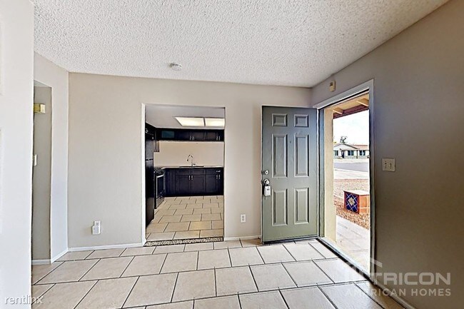 Building Photo - 4825 N 87th Dr