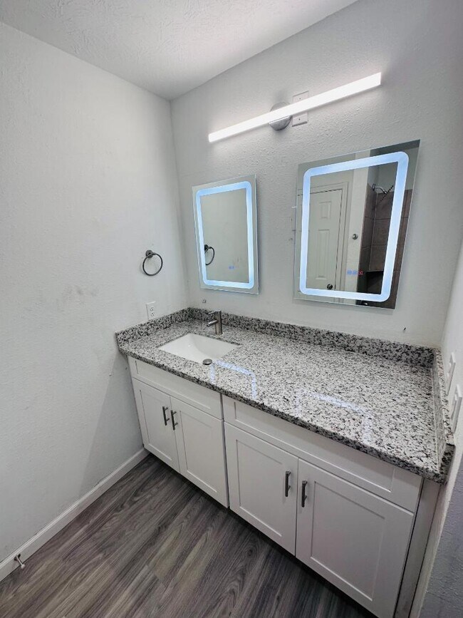 Photo - 6946 Paris St Apartment