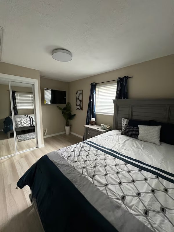 Building Photo - 4332 Key Largo Dr