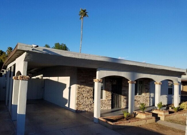 Foto del edificio - 2626 W Northview Ave, Phoenix, AZ 85051