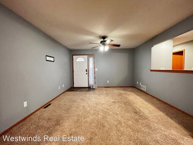 Building Photo - 3 br, 3 bath House - 162 War Admiral Lane