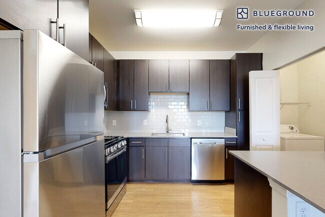 Foto del edificio - 1700 E 5th St