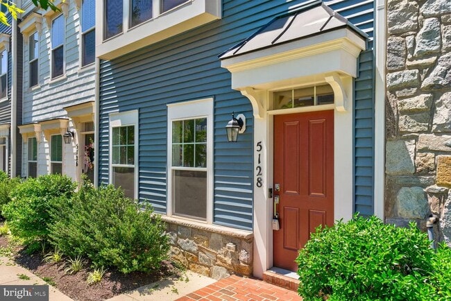 Building Photo - 5128 Ridgeview Retreat Dr