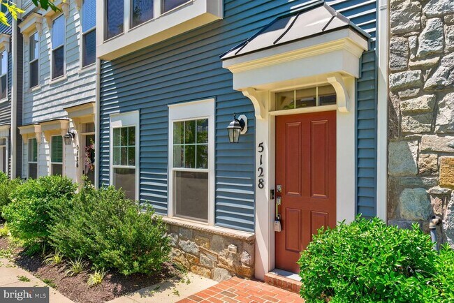 Foto del edificio - 5128 Ridgeview Retreat Dr