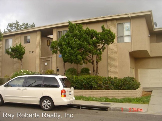 Foto del edificio - 7348 Milton Ave