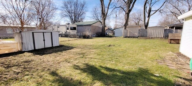Building Photo - 1228 Garden Ln