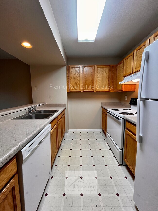Foto del edificio - 4320 Hunting Meadows Cir