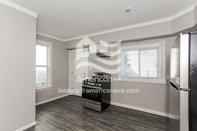 Building Photo - 4503 Decoursey Ave