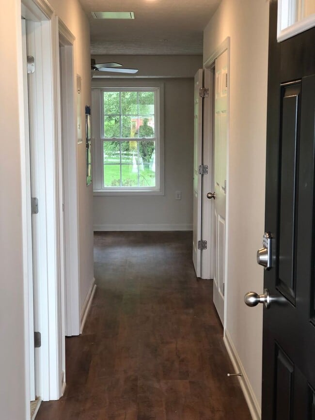 Photo - One Bedroom Garden Apartment