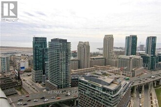 Building Photo - 170-2170 Fort York Blvd