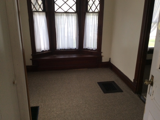 Primary Photo - 15 Grove St