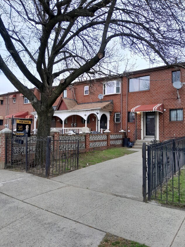 801 Mother Gaston Blvd, Brooklyn, NY 11212 House Rental in Brooklyn