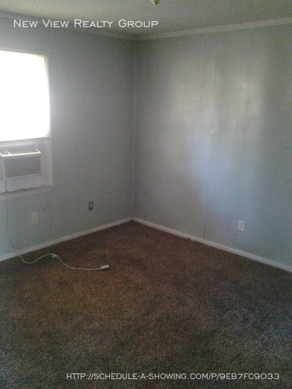 Building Photo - 1050 New Beginnings Ave