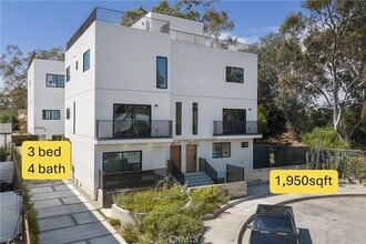 Building Photo - 2517 Alsace Ave