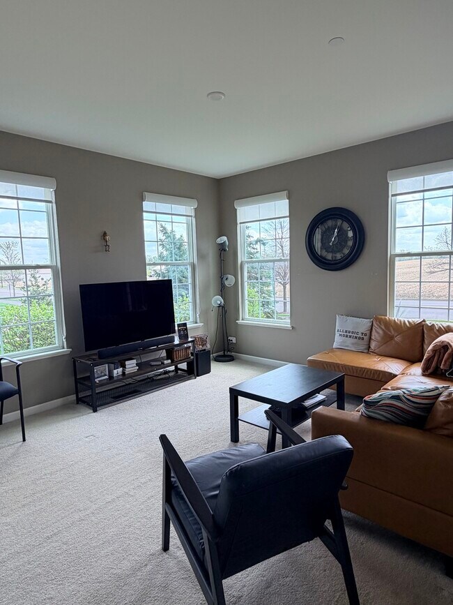 Foto del edificio - 10097 Cummings St