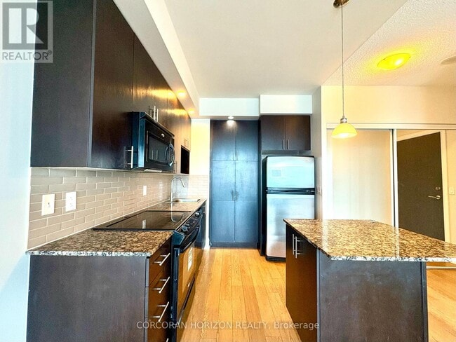 Building Photo - 181 Wynford Dr