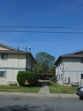 Foto principal - 615-625 David Ave