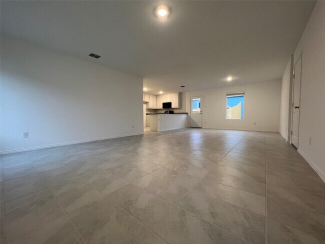 Building Photo - 2836 Slatewood Dr