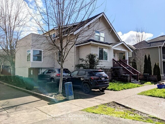 Building Photo - 1531 Mill St