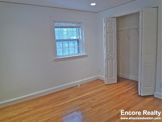 Foto del edificio - 75 Wyman St