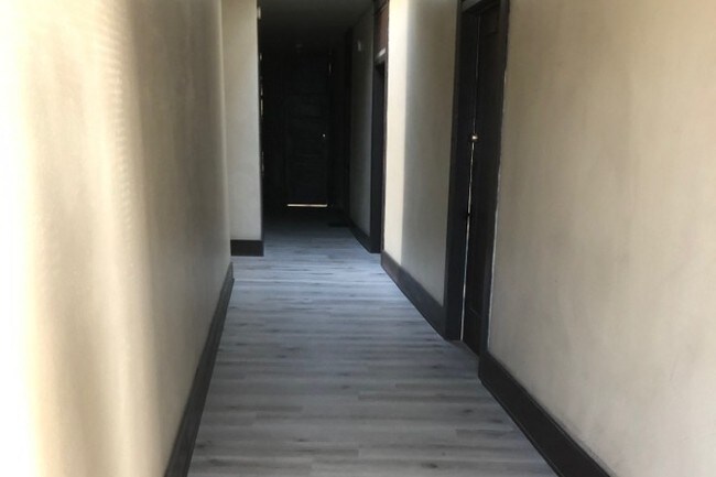 Hall way walk to the unit - 724 W Las Tunas Dr