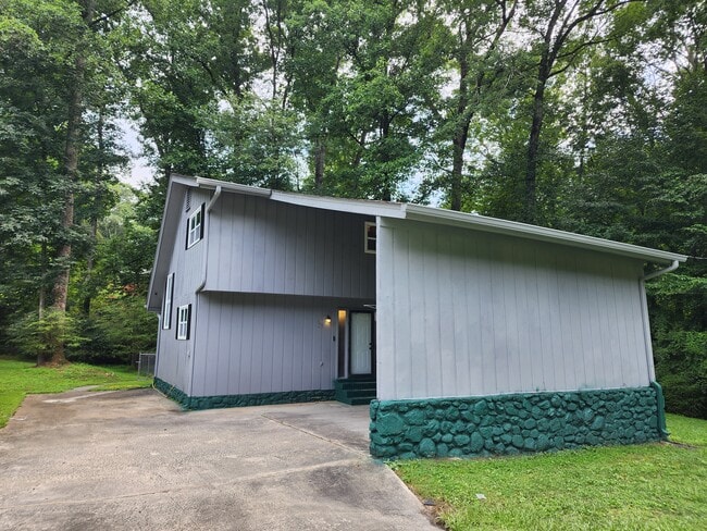 Building Photo - 3730 Las Olas Dr