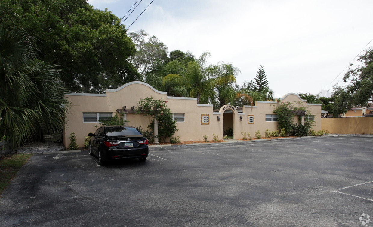 Primary Photo - 1749-1759 Hillview St