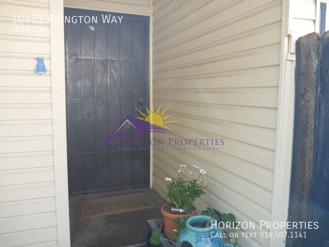Building Photo - 10421 Abington Way