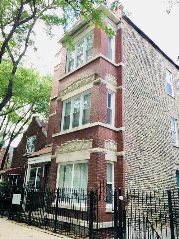 Foto principal - 2234 W Cullerton St