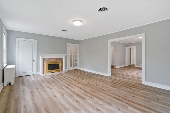 Foto del edificio - 1213-1215 Shady Avenue