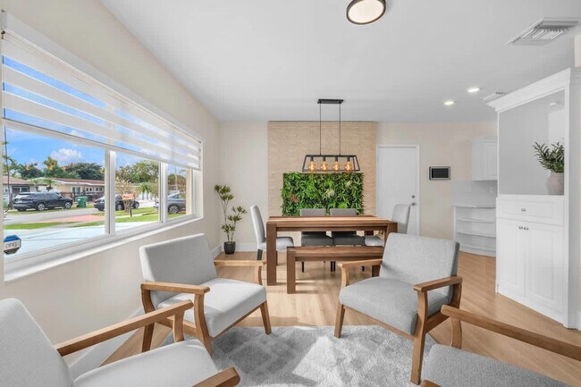 Foto del edificio - 8225 SW 39th St