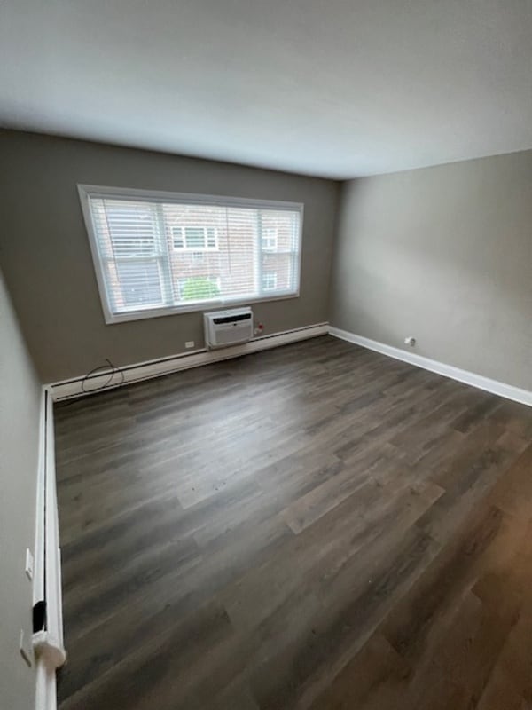 Building Photo - 21 N Dryden Pl