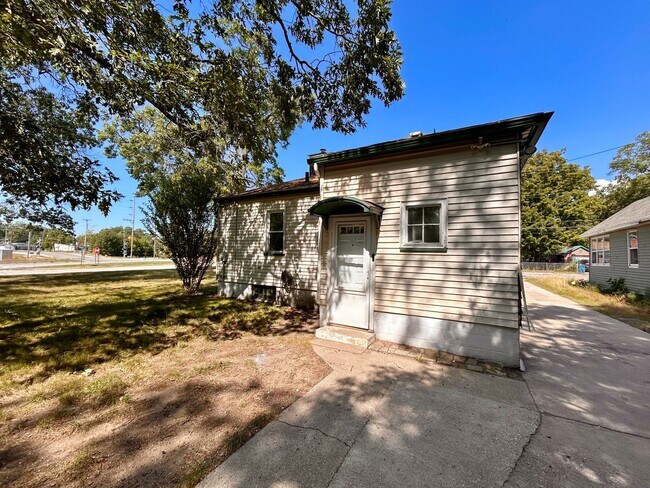 Foto del edificio - Two Bedroom Home in Muskegon