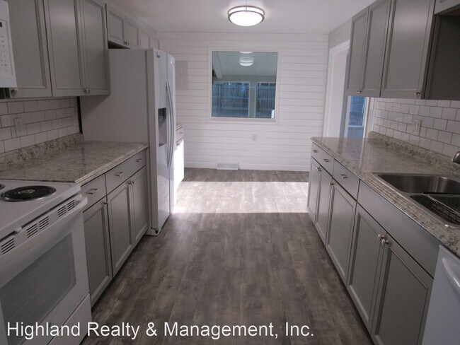 Building Photo - 5 br, 2 bath House - 7094 Dover Way