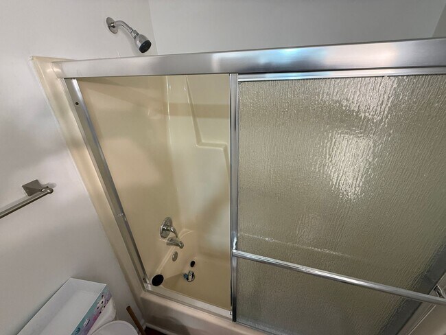 Foto del edificio - Beautiful Condo minutes from uptown Charlotte