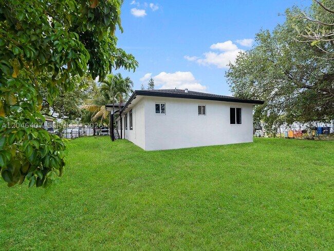 Foto del edificio - 26650 SW 138th Ct