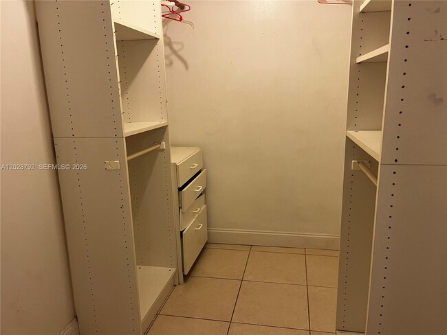 Building Photo - 7000 Nova Dr